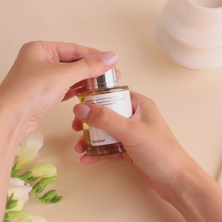 Floral Marshmallow by Dossier Eau de Parfum. Size: 50ml / 1.7oz. Inspired by Kilian's Love.