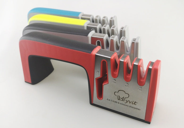 A Four-in-one Family Uses A Sharpener To Sharpen A Kitchen Knife-0-Rambla Store